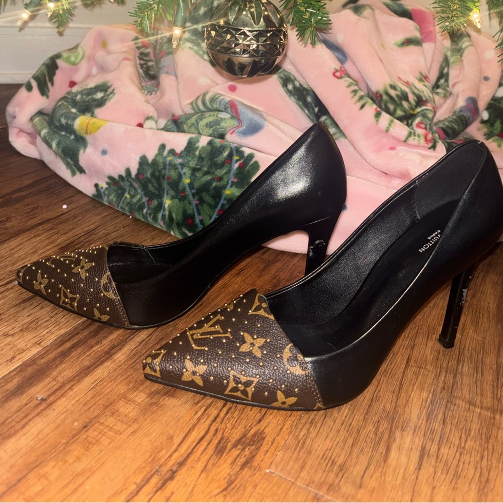 Louis Vuitton Cherie studded heels - Picture 7 of 7